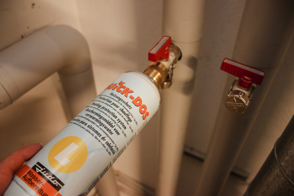 Protection du chauffage QUICK-DOS - Conditionnement de l'eau de chauffage
